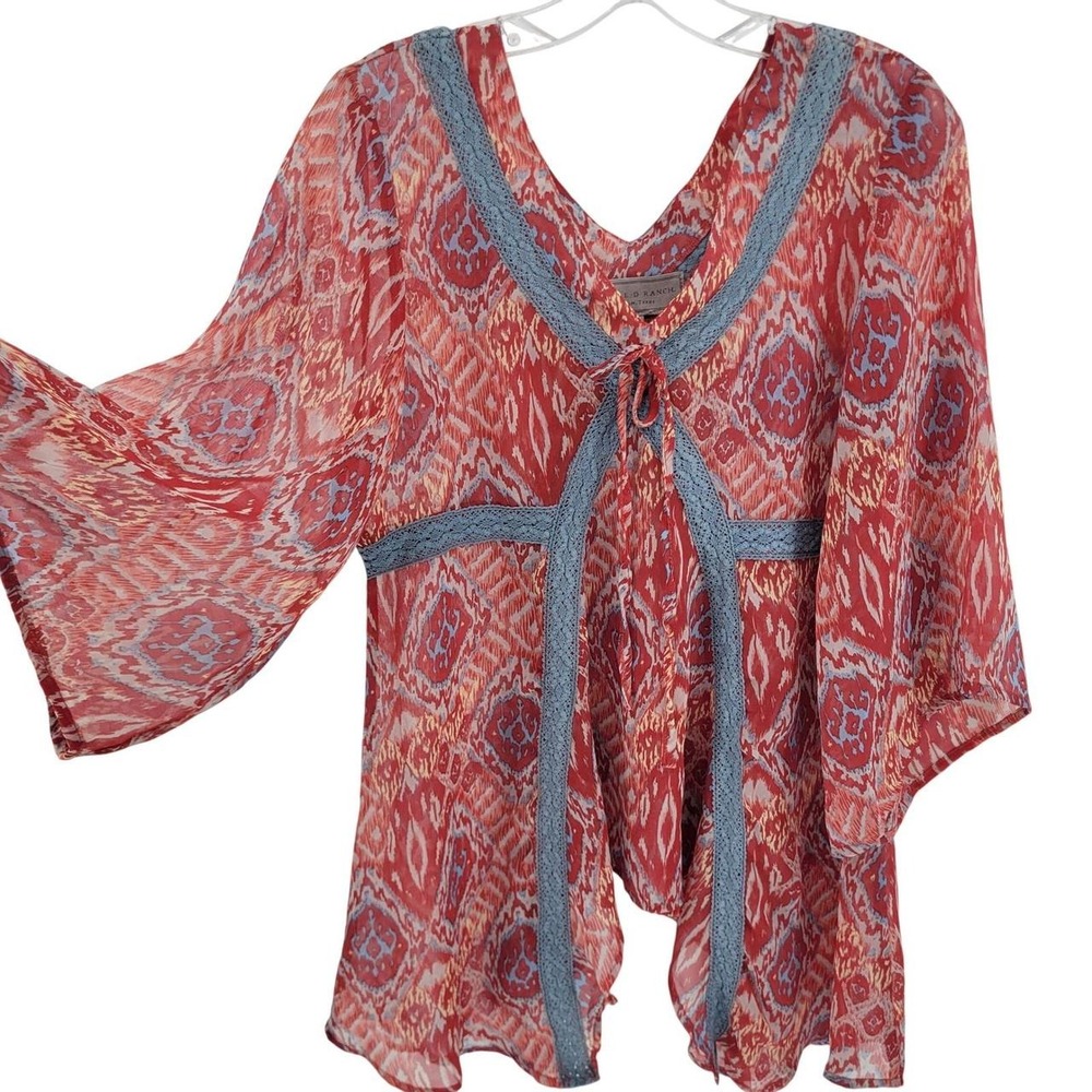 Double D Ranch Womens Coral Ikat Print V-Neck Crochet Trim Blouse S